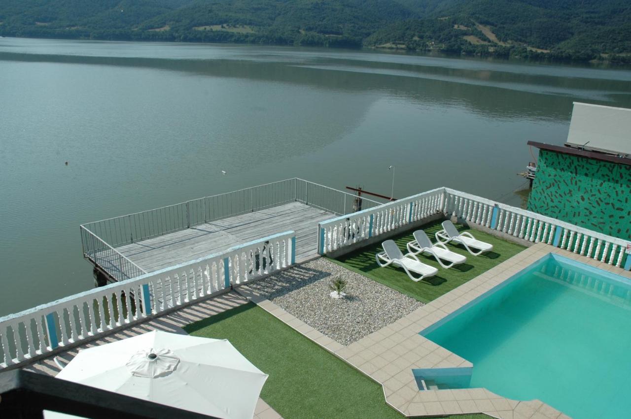 Apartament Casa Yuppy Du Ieşelniţa Zewnętrze zdjęcie